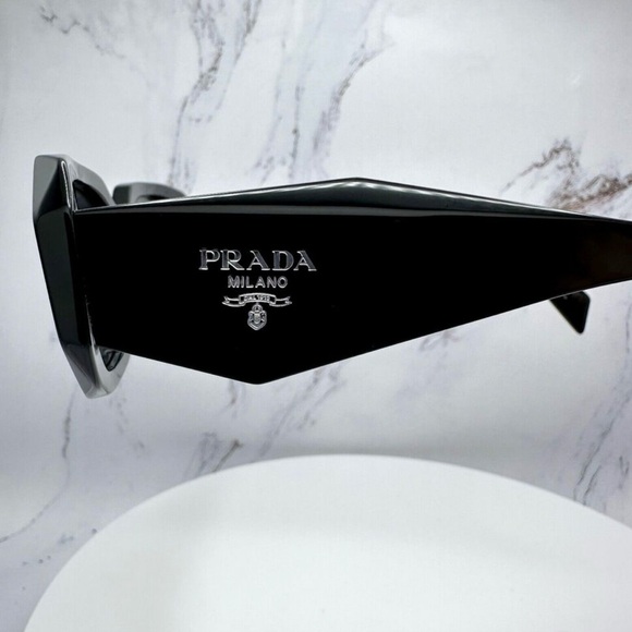 NEW Prada PRO8YS 1AB5SO Black Dark Gray Cat eye unisex sunglasses - Picture 8 of 9